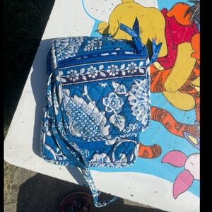 Vera Bradley cross body